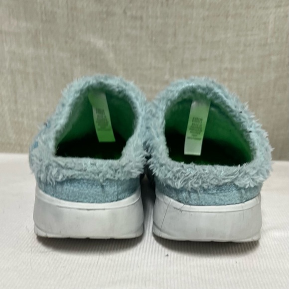 Oofos slipper - Picture 4 of 5